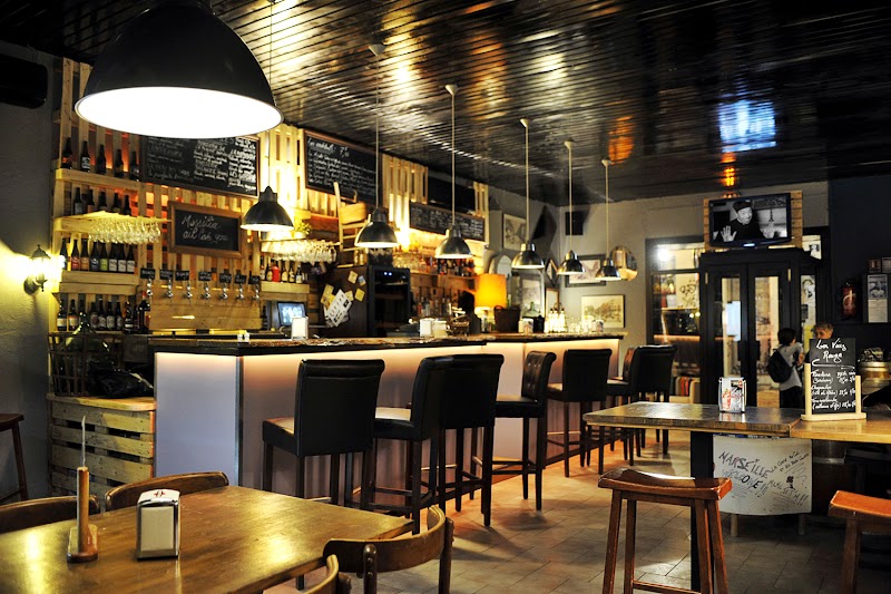 Massilia Pub