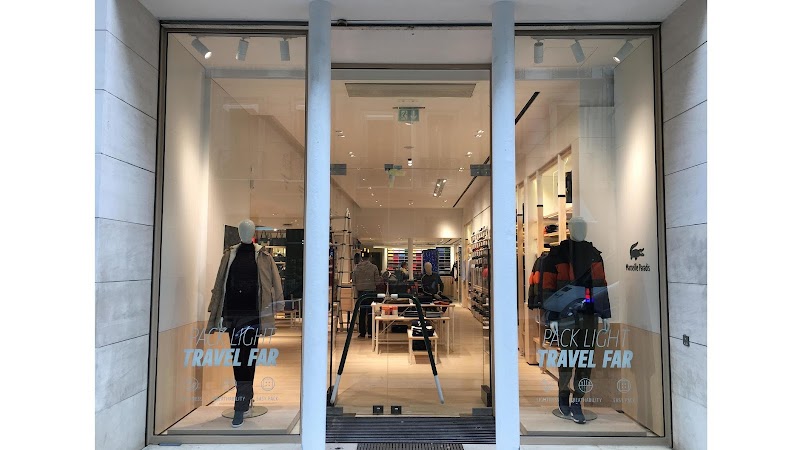 Lacoste Marseille Paradis