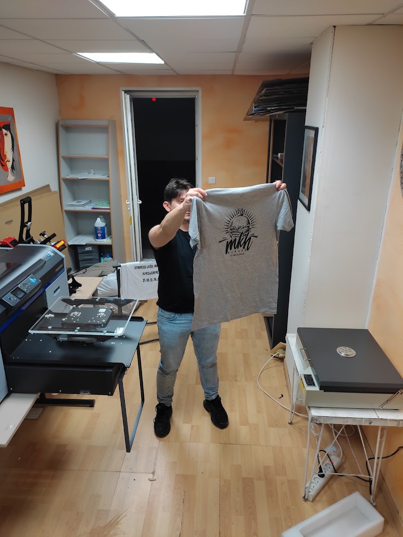 Clement Moreno - Agama 2k Print