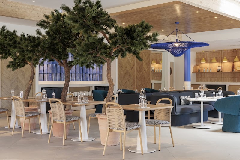 Mia Restaurant