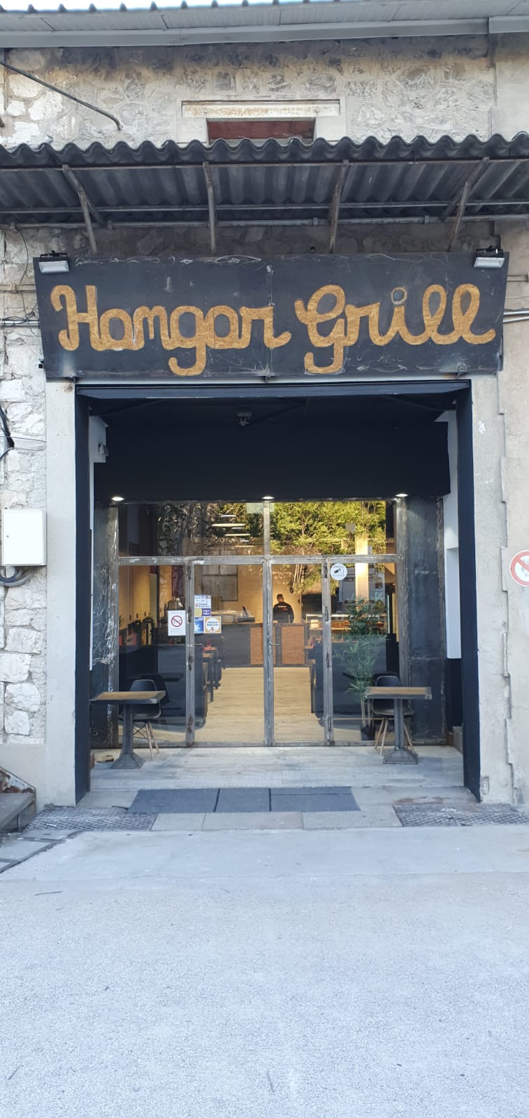 HANGAR GRILL