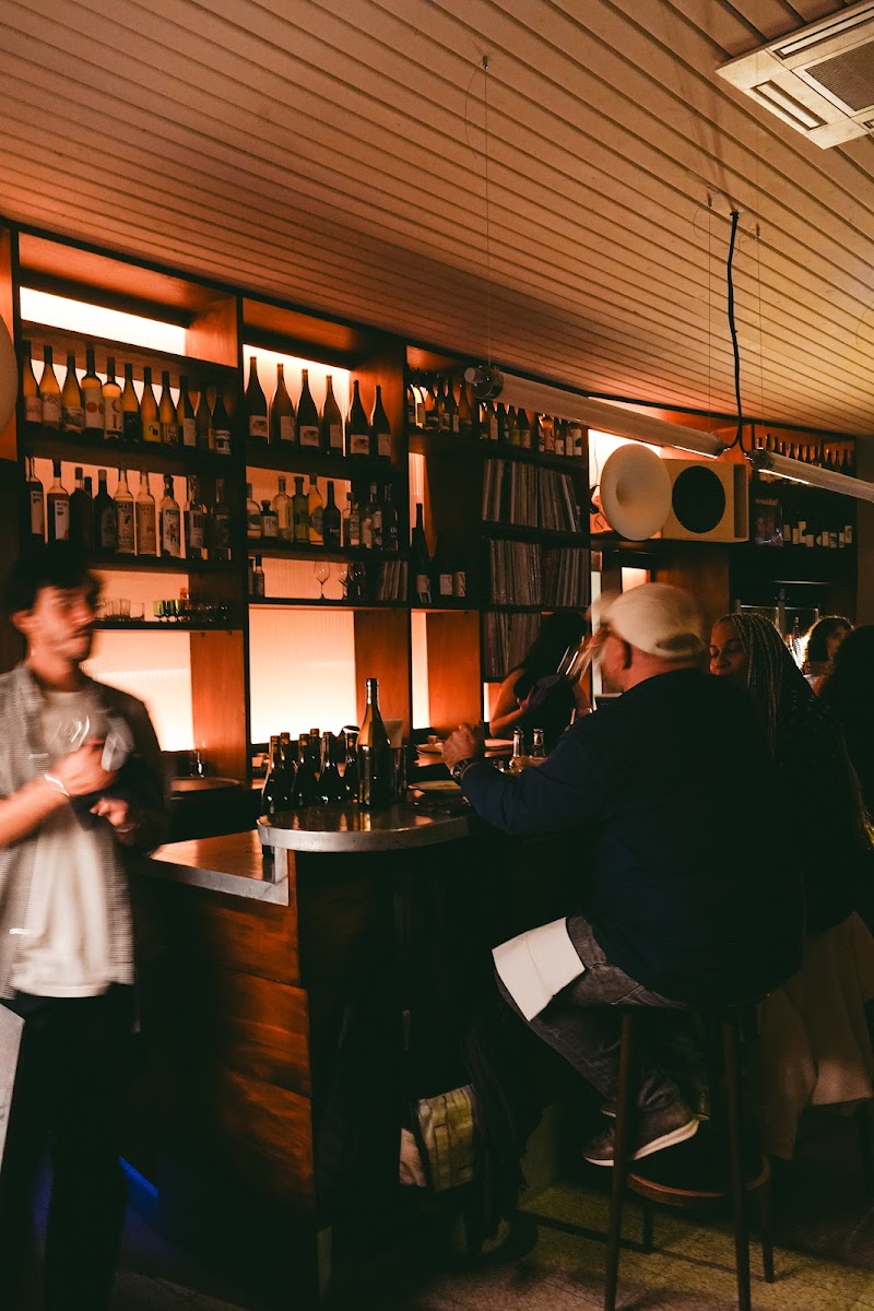double zero | restaurant audiophile, vins naturels & vinyles Marseille