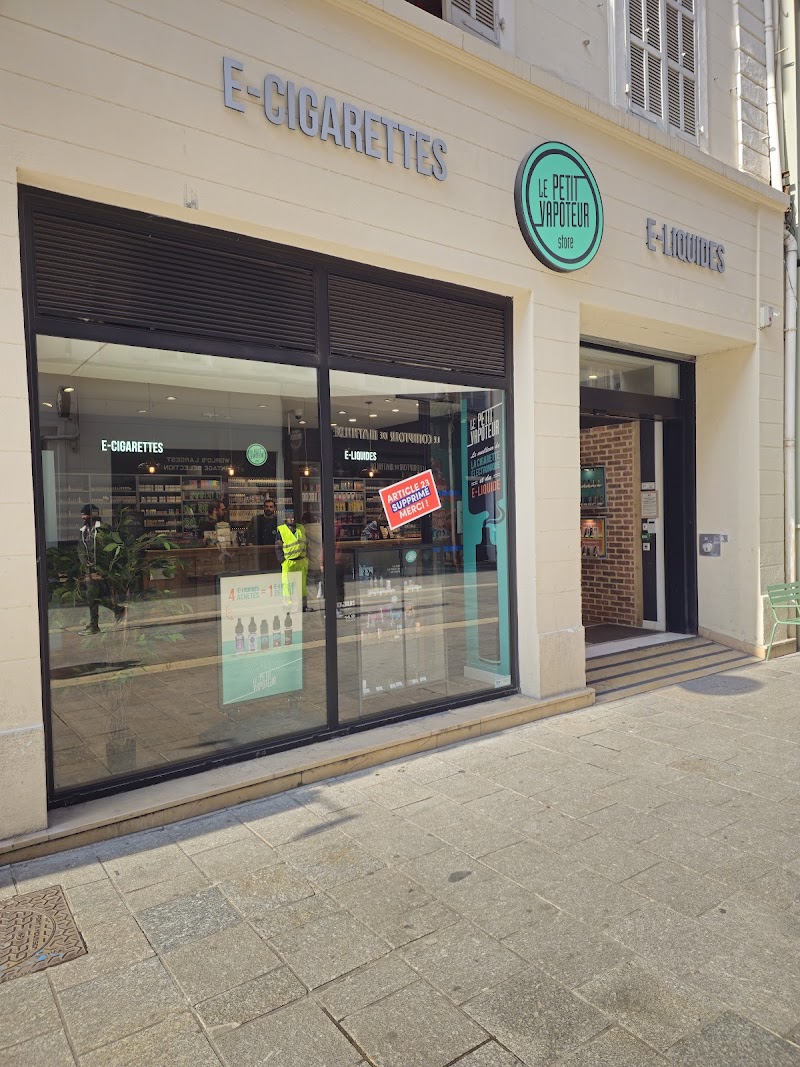 Le Petit Vapoteur Marseille 1 Vieux Port