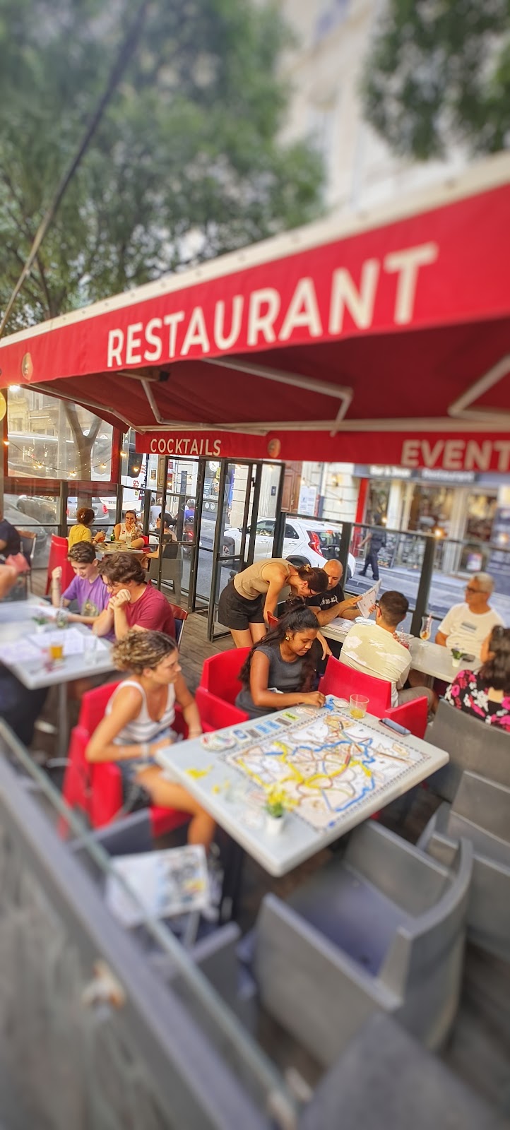 Le Chaperon Rouge - Bar à Jeux