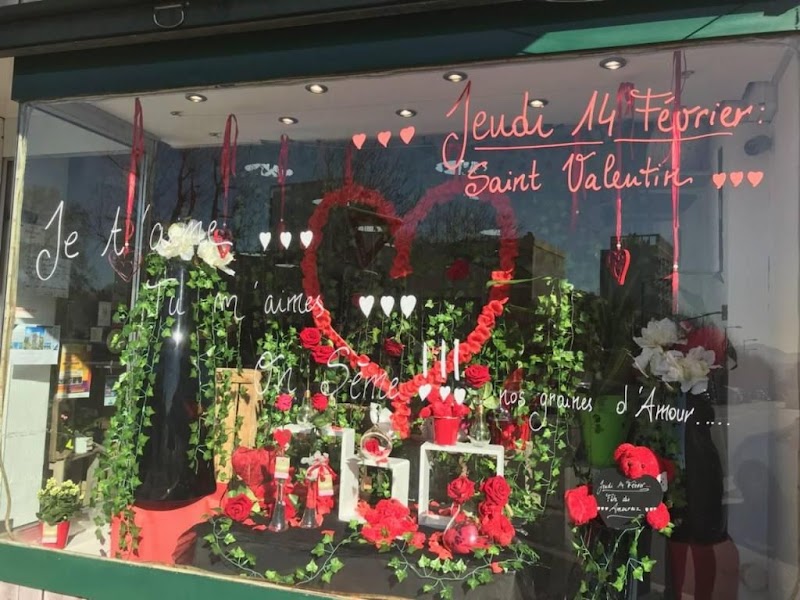 CHARLOTTE AUX FLEURS
