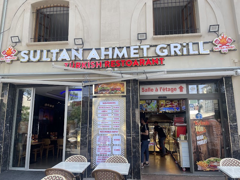 Sultan Ahmet grille