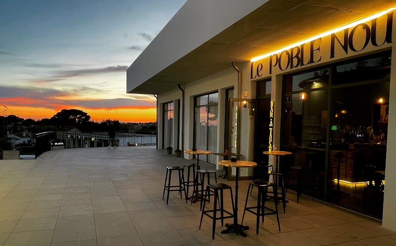 Le POBLE NOU Bar a Tapas