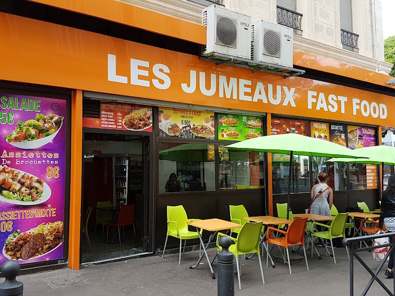 Les Jumeaux