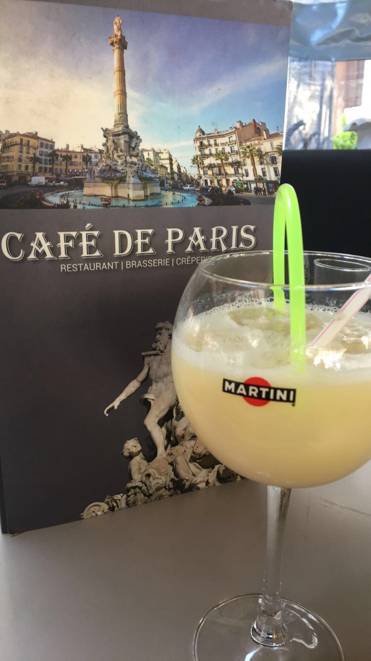 Le café de Paris