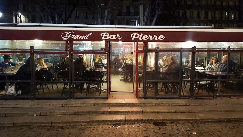 Grand Bar Pierre