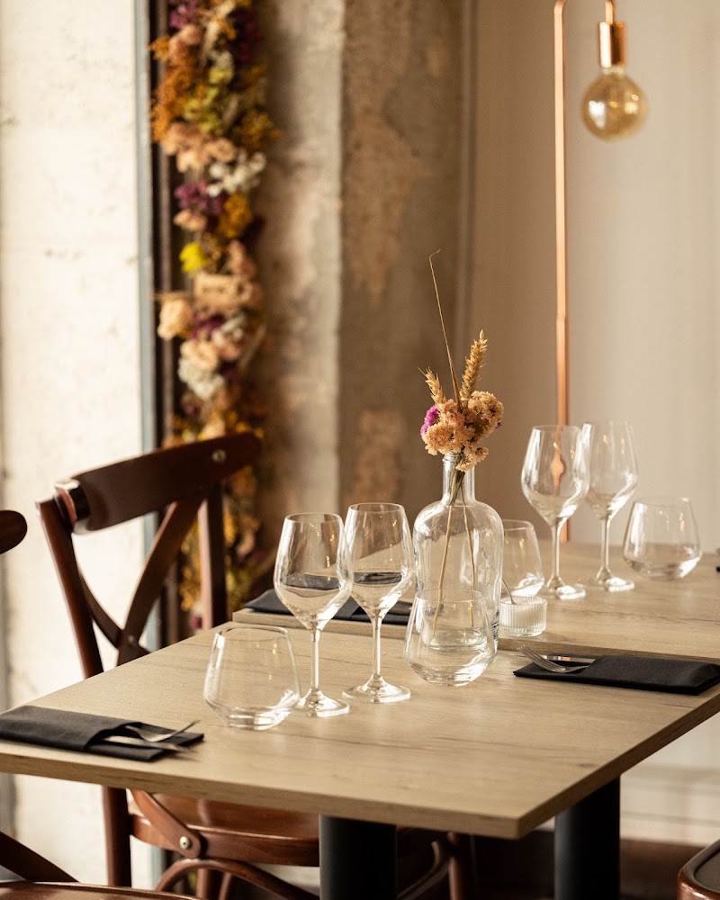 HÉDONÉ - Bistronomie & bar à vins