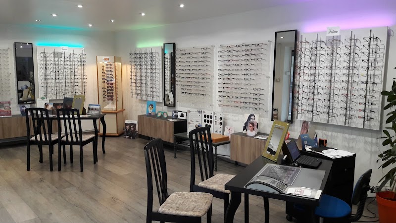 C. VOTRE OPTICIEN