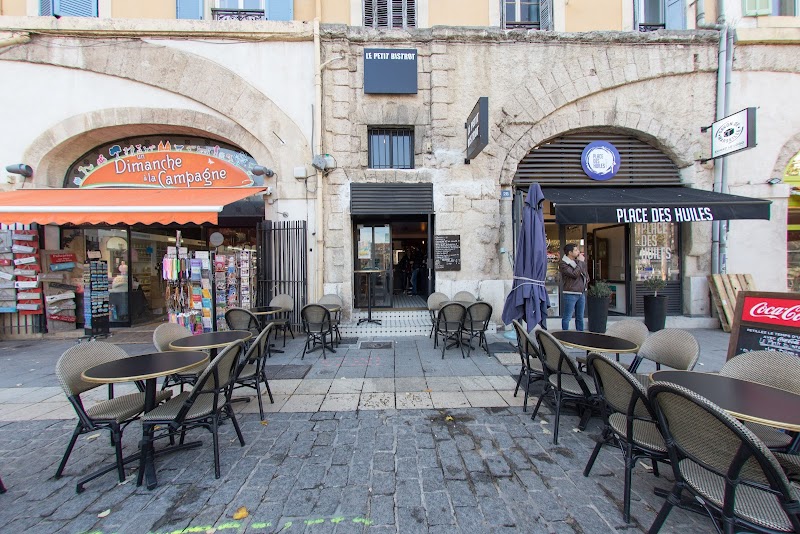 Le Petit Bistrot