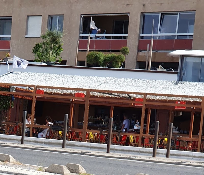 Amicacciu Bar