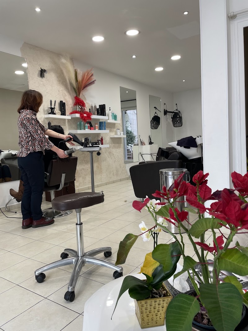 Objectif Coiffure Le Monde de la Beauté