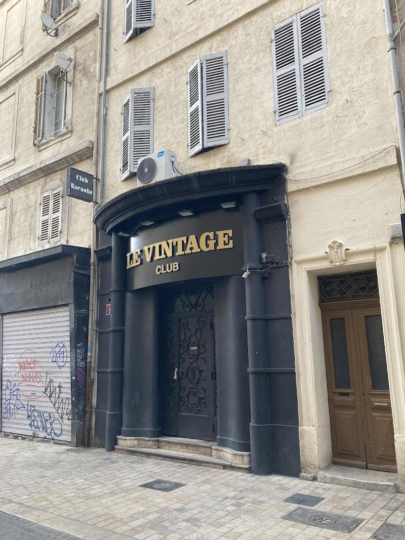 LE VINTAGE CLUB