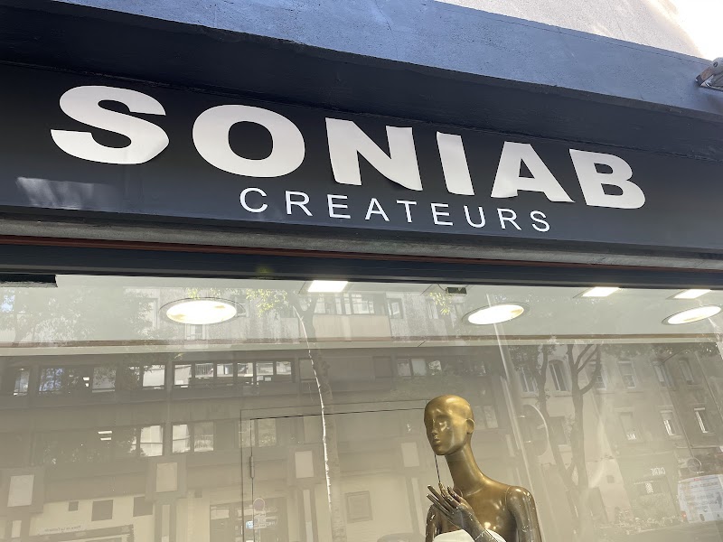 Soniab Créateurs Showroom de robes de mariée Marseille depuis 1998